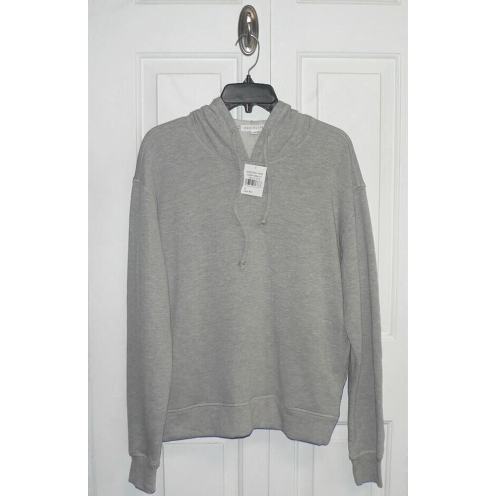 Socialite Women's Fleece Lined Hoodie with Side Pockets in Gray Medium
